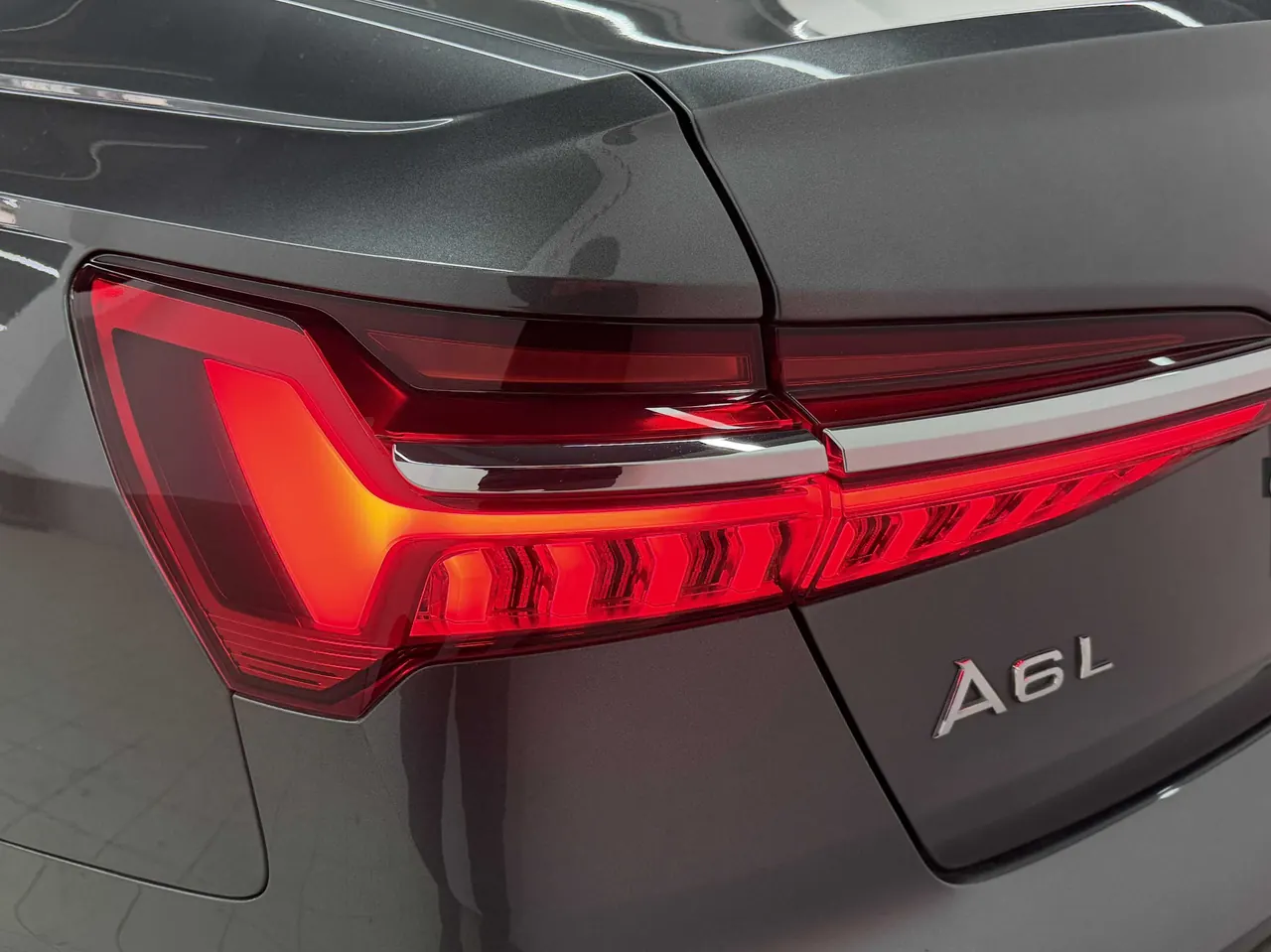Audi 2024 A6L 2.0TFSI 45TFSI Selected Dynamic Automatic 16