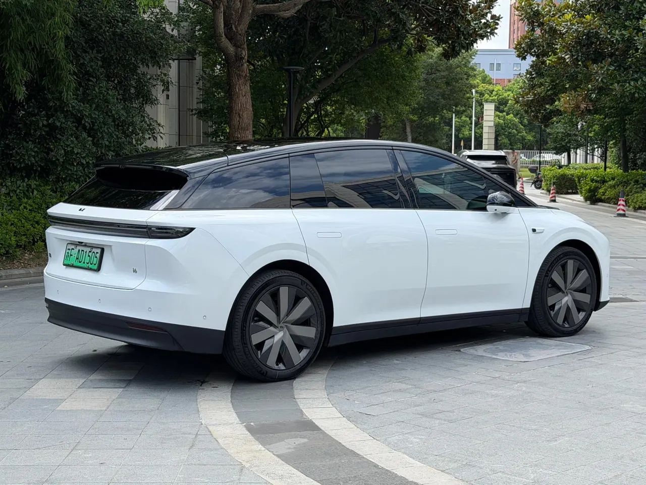 Li 2025 i6 four-wheel drive basic automatic transmission 5