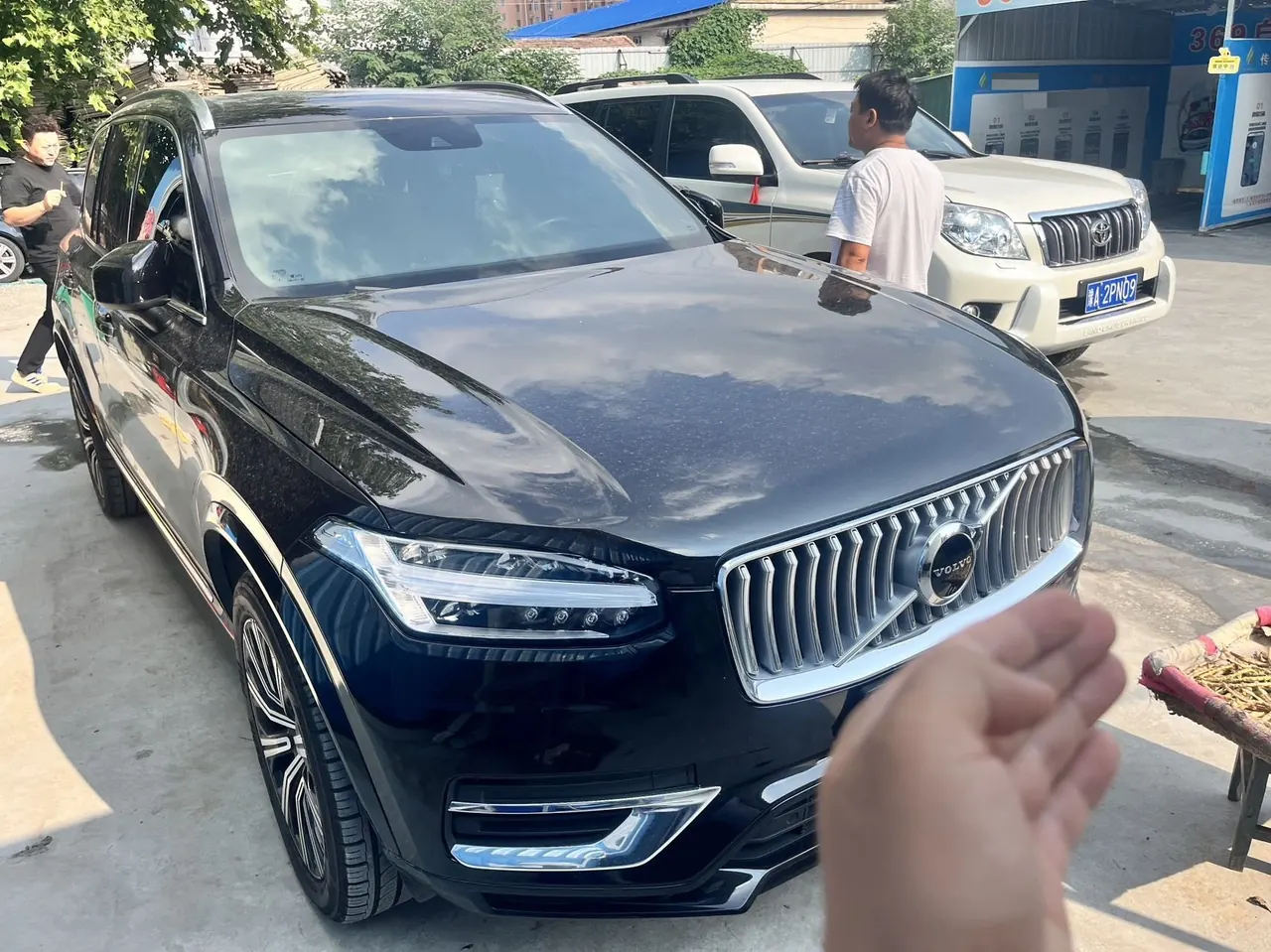 Volvo XC90 (Imported) 2022 XC90 48V 2.0T B5 Zhixing Deluxe Edition 5-seat Automatic Gear 2
