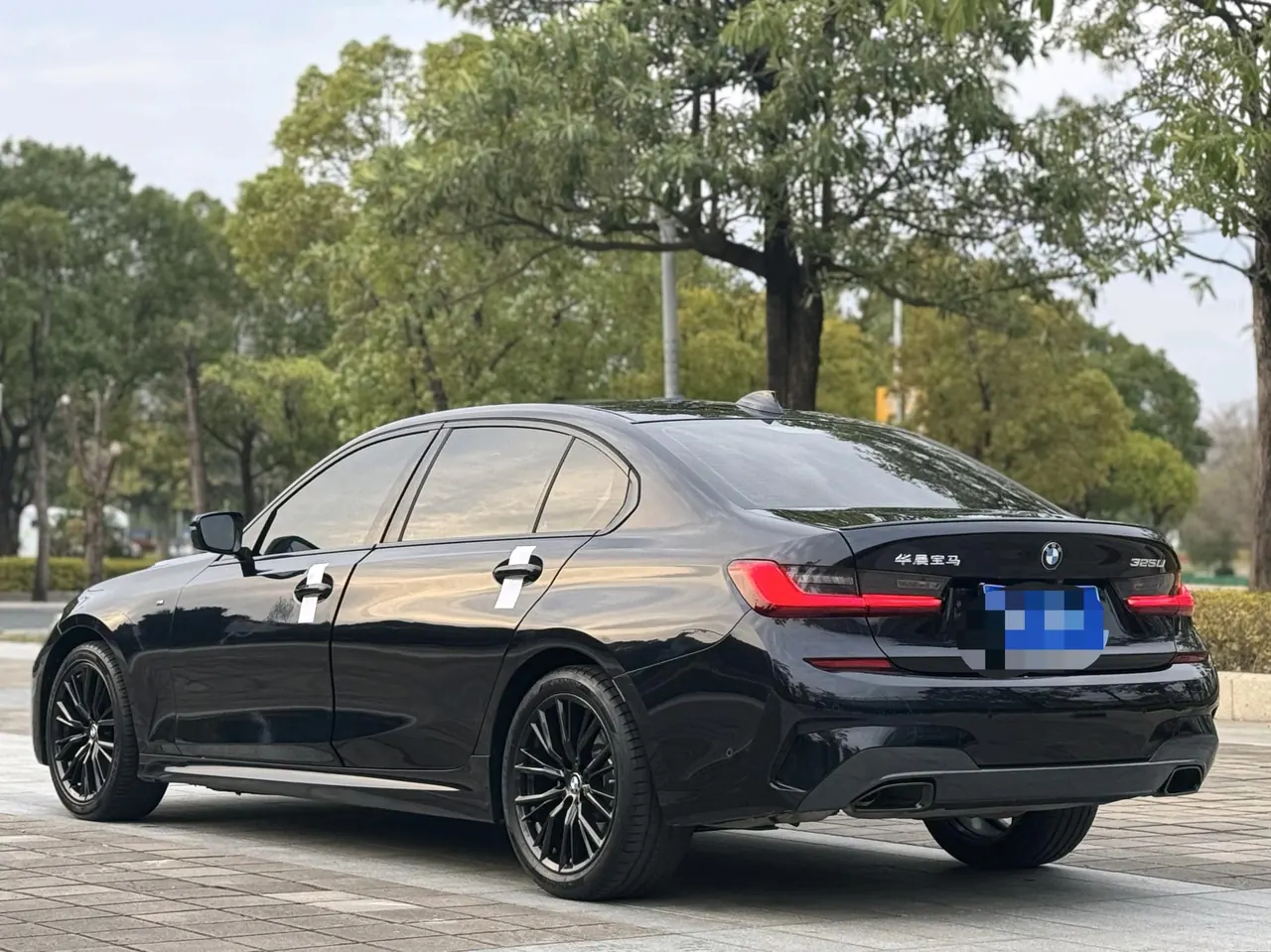 BMW 3 Series 2021 325Li 2.0T M Sports Obsidian Night Suit Automatic Gear 8
