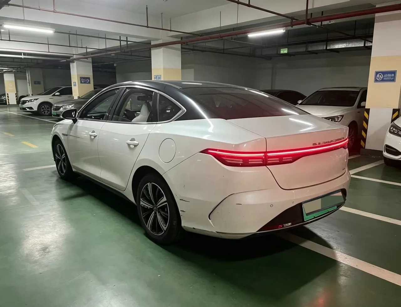 BYD 2022 destroyer 05 DM-i 1.5 stepless 120KM noble automatic gear 2