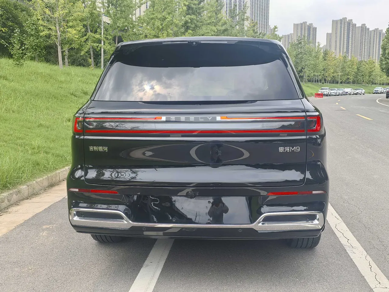 Geely Galaxy 2025 M9 1.5T 230km Two-Drive Discovery Edition Automatic Gear 7