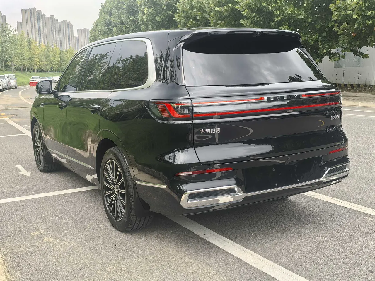 Geely Galaxy 2025 M9 1.5T 230km Two-Drive Discovery Edition Automatic Gear 8