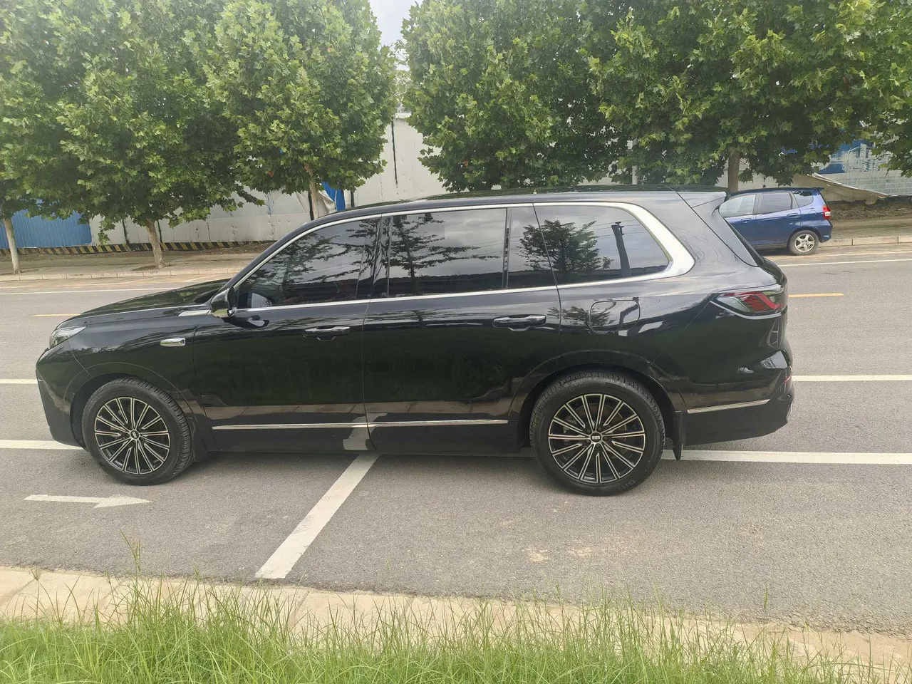 Geely Galaxy 2025 M9 1.5T 230km Two-Drive Discovery Edition Automatic Gear 9