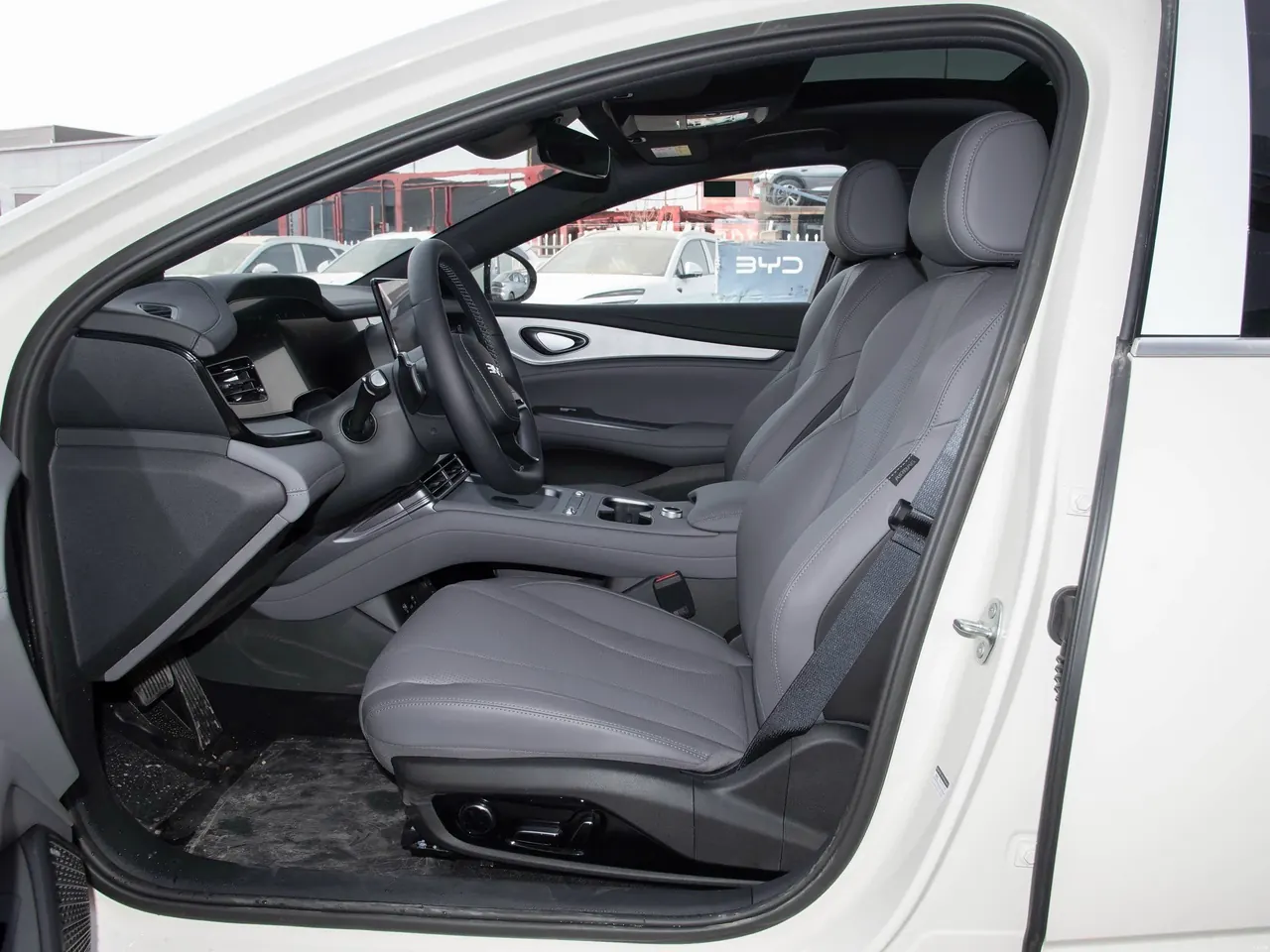 BYD 2025 seals 07 DM-i 1.5T stepless 125km flagship automatic gear 6