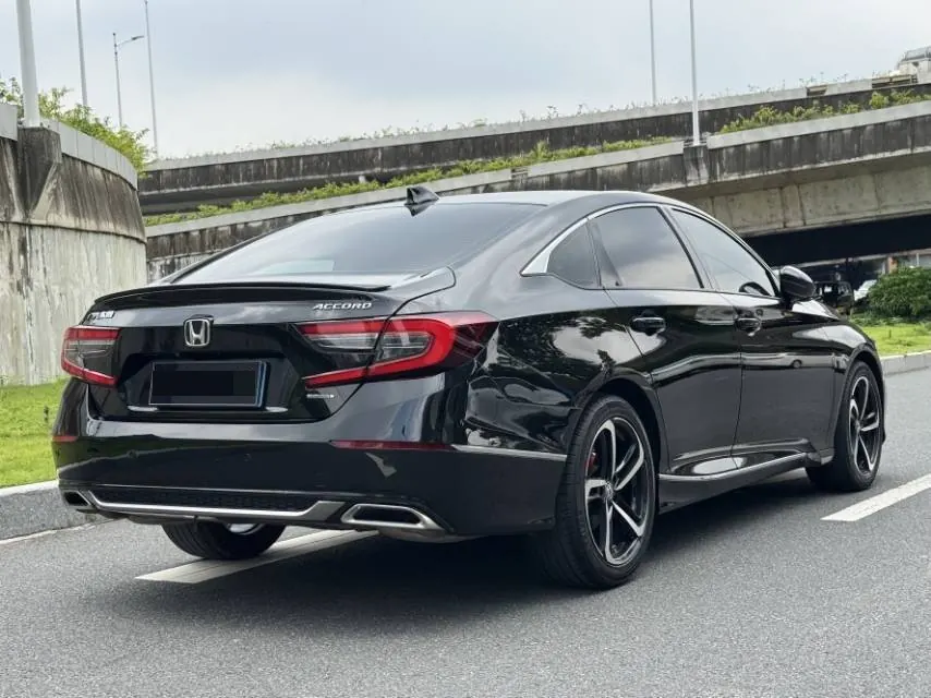 Honda 2022 10th Generation Accord 1.5T Stepless 260TURBO Deluxe Automatic Gear 6