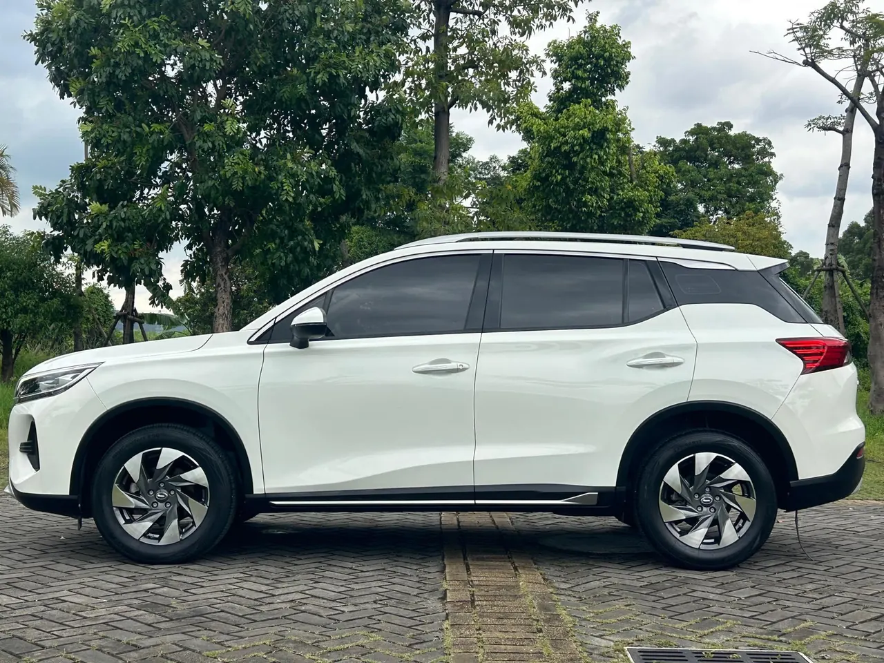 Chuanqi 2022 GS4 1.5T 270T Zhixing Pilot Edition Automatic Gear 5