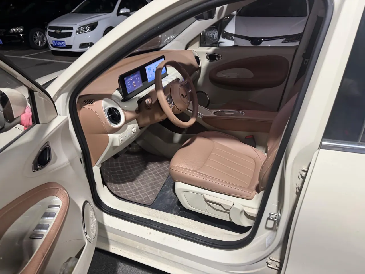 WuLing 2025 Plantronics 333km Enjoy Automatic Gear 2
