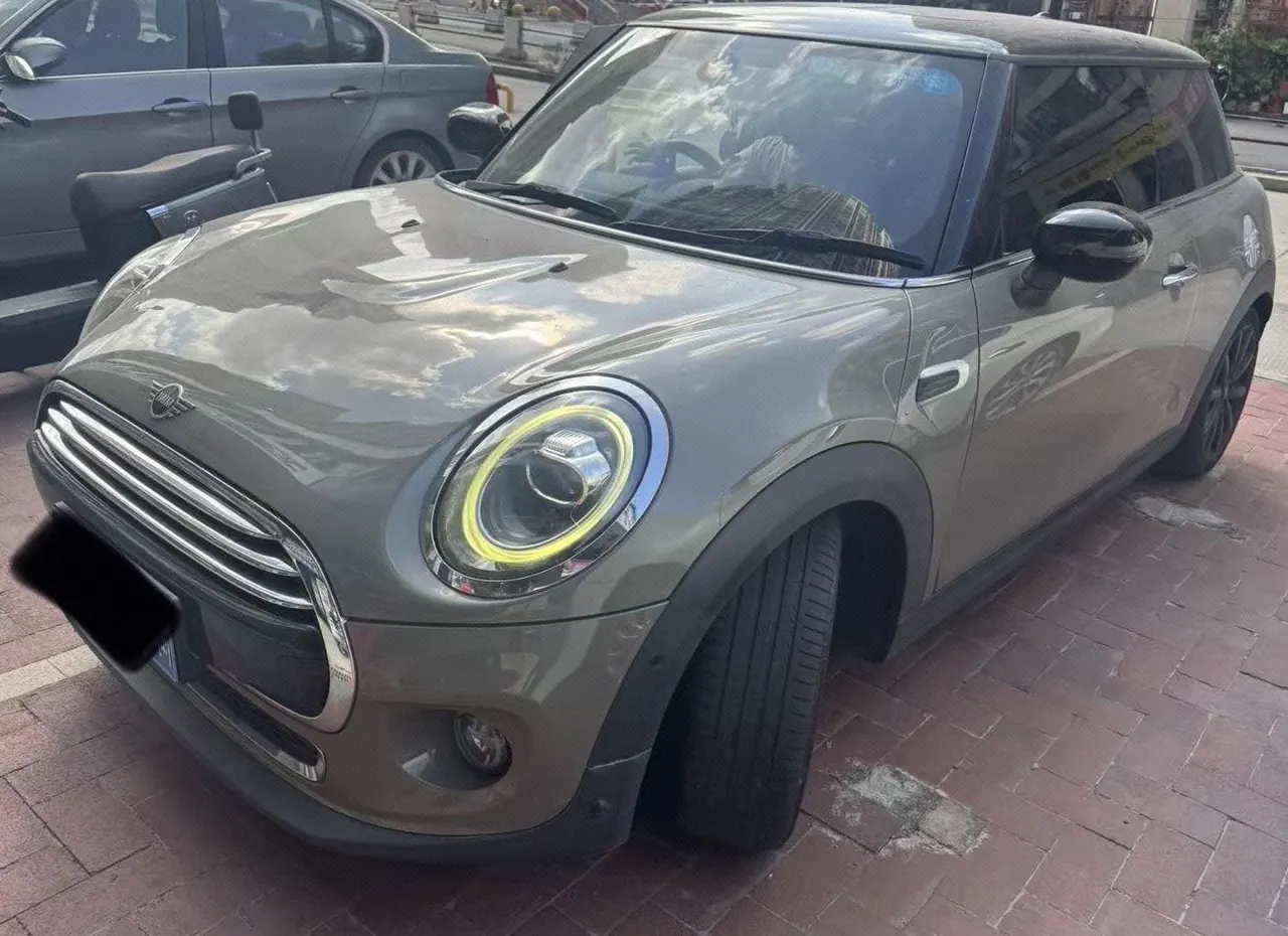 Open image lightbox: MINI Mini (imported) 2021 Mini Cooper 1.5T artist automatic gear