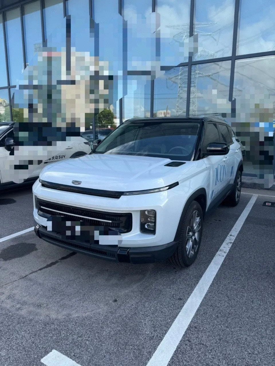 打开图片灯箱:Geely 2026 model Icon 1.5TD Chocolate Elegant Edition, automatic transmission
