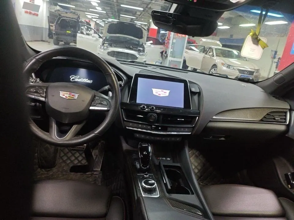 Cadillac 2021 CT5 2.0T 28T Platinum Automatic Gear 3