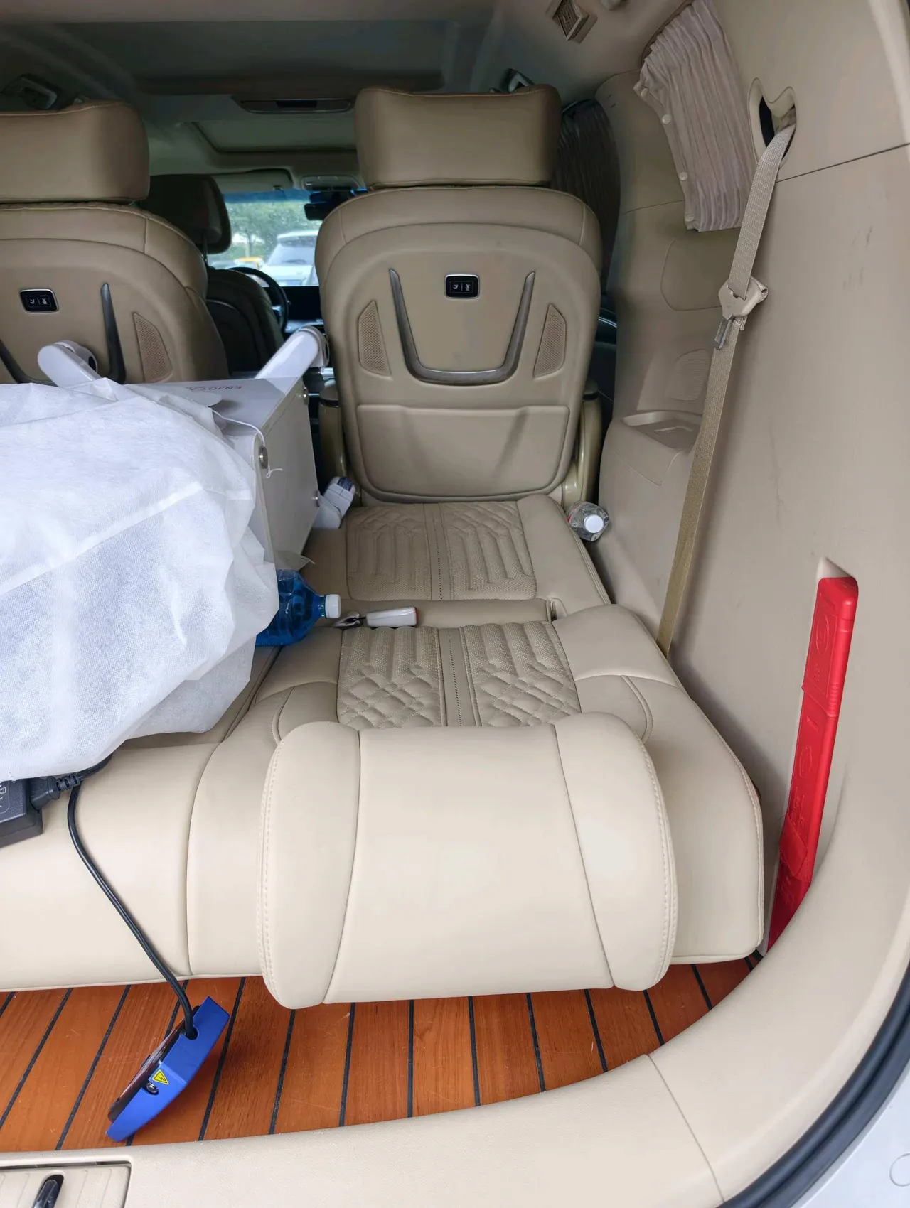 Buick 2022 GL8 ES Lu Zun 48V 2.0T 653T Exclusive Automatic Gear 3