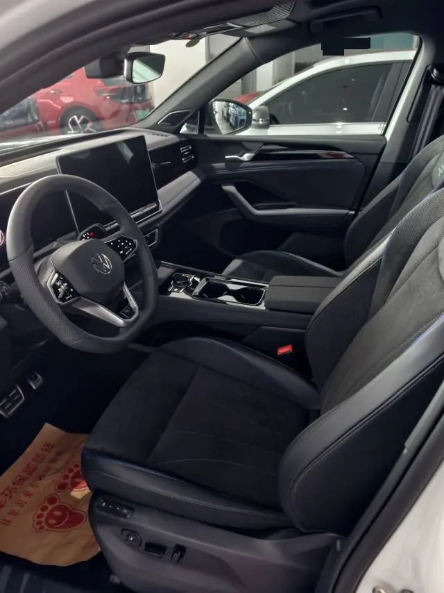 Volkswagen 2025 Tiguan L PRO 2.0TSI 380TSI Four-wheel Drive R-Line Smart Edition Automatic Gear 4