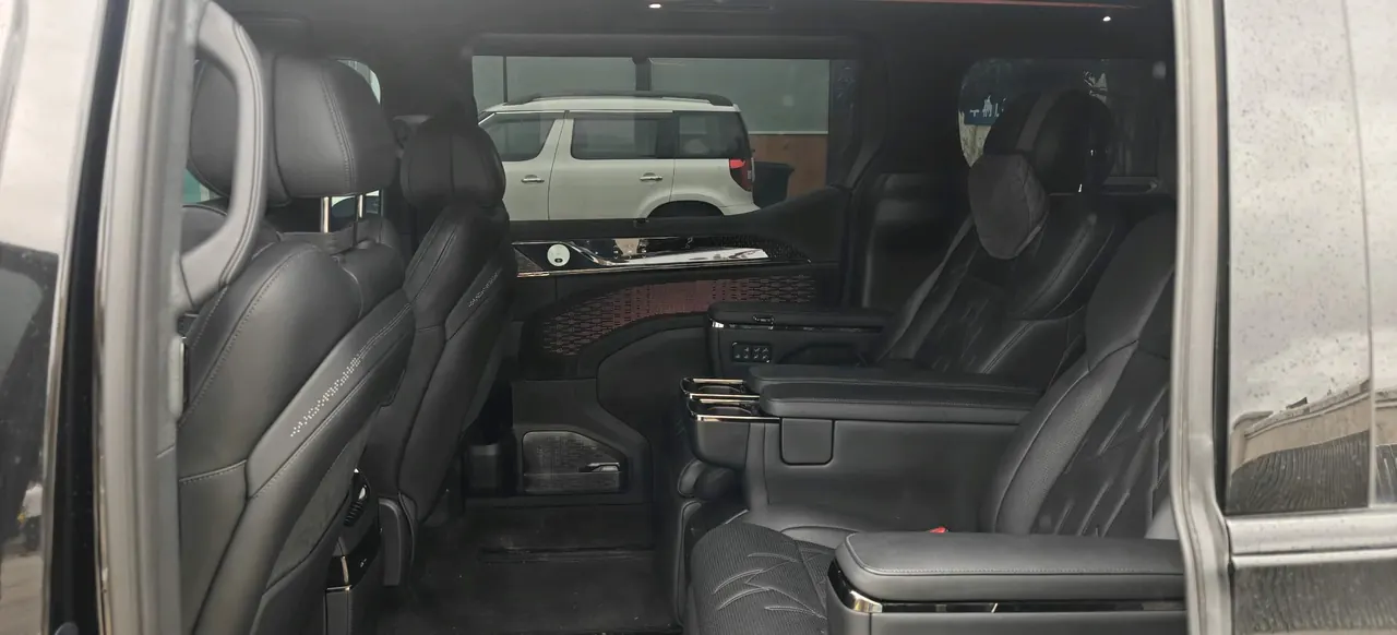 Zeekr 2024 Zeekr 009 six-seat executive version four-wheel drive 108kWh automatic gear 5