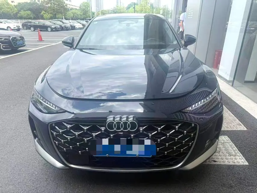 Audi 2026 A6L 2.0T Quattro Enjoy Elegant Automatic Gear 2