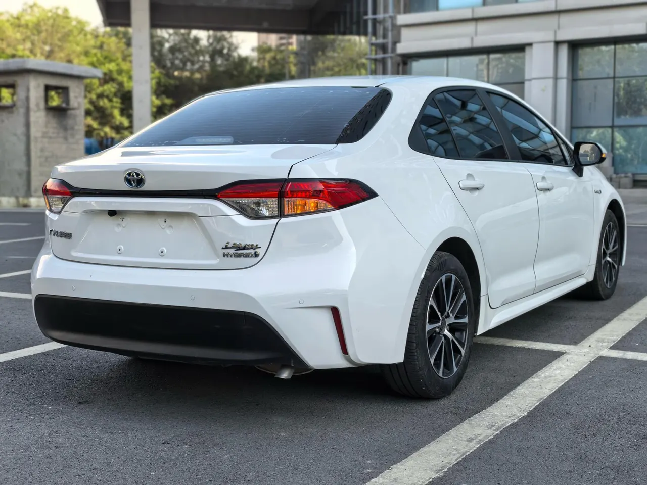 Toyota 2023 Lei Ling Shuangqing 1.8 Stepless Intelligent Electric Hybrid Leading Edition Automatic Gear 7
