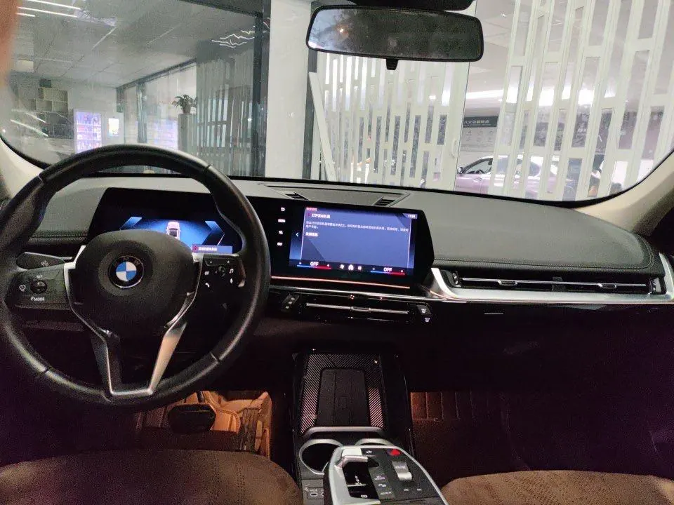 BMW 2024 X1 sDrive25Li 2.0T X design set automatic gear 5