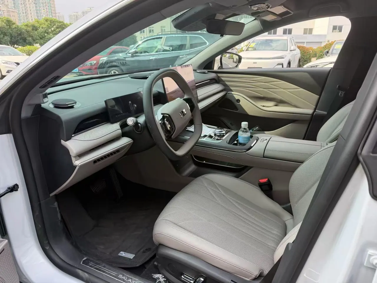 Geely Galaxy 2026 Star Yao 8 EM-i 1.5 Voyage Ocean Edition Automatic Gear 5