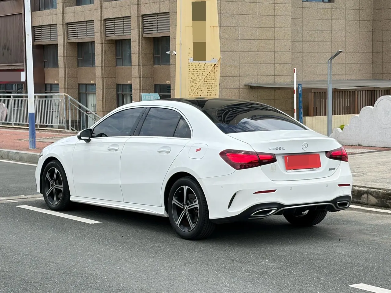 Mercedes Benz Class A 2023 A 200 L 1.3T Fashion Automatic Gear 7