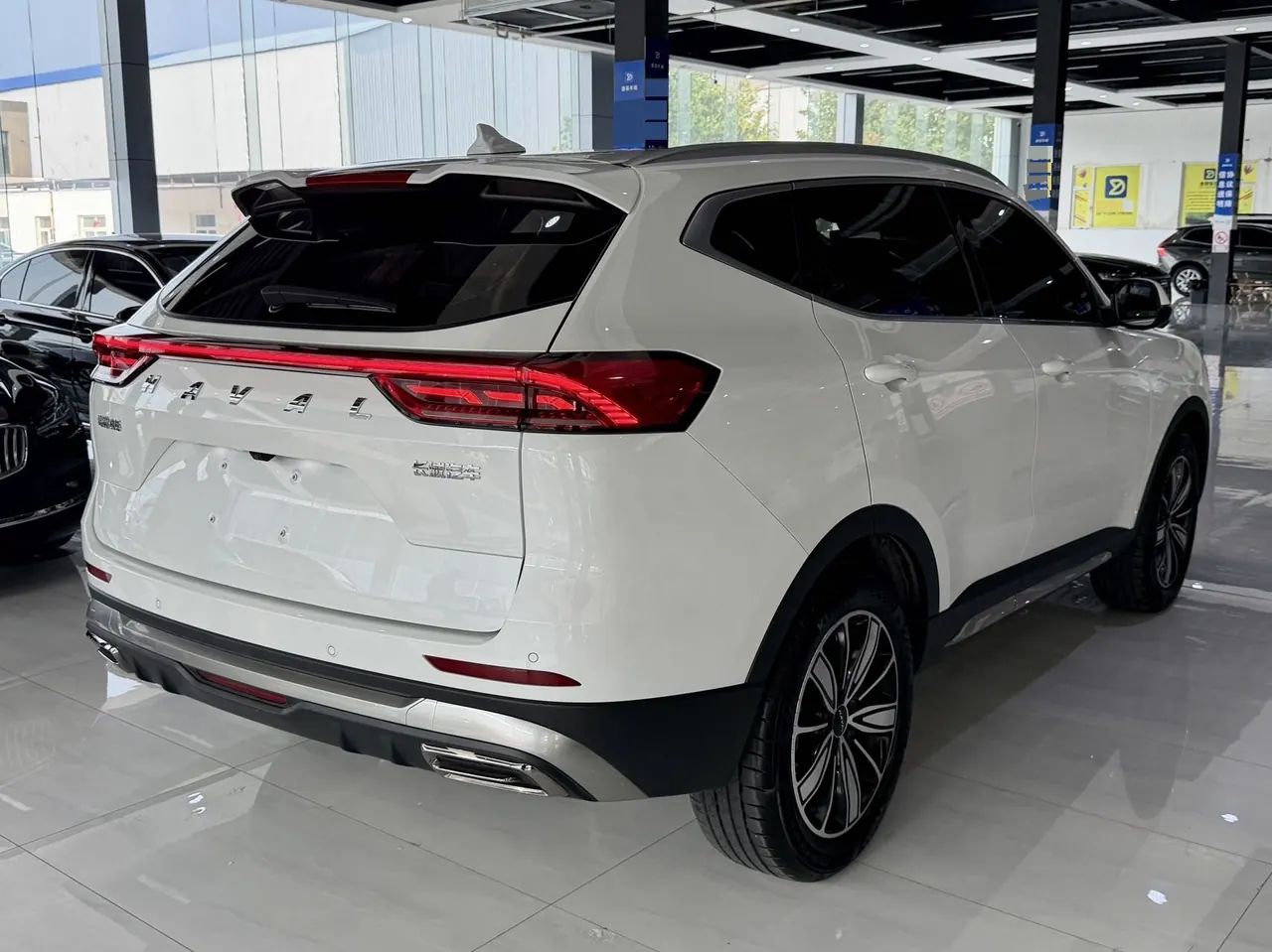 Haval 2023 H6 1.5T National Tide Champion Edition Automatic Gear 9