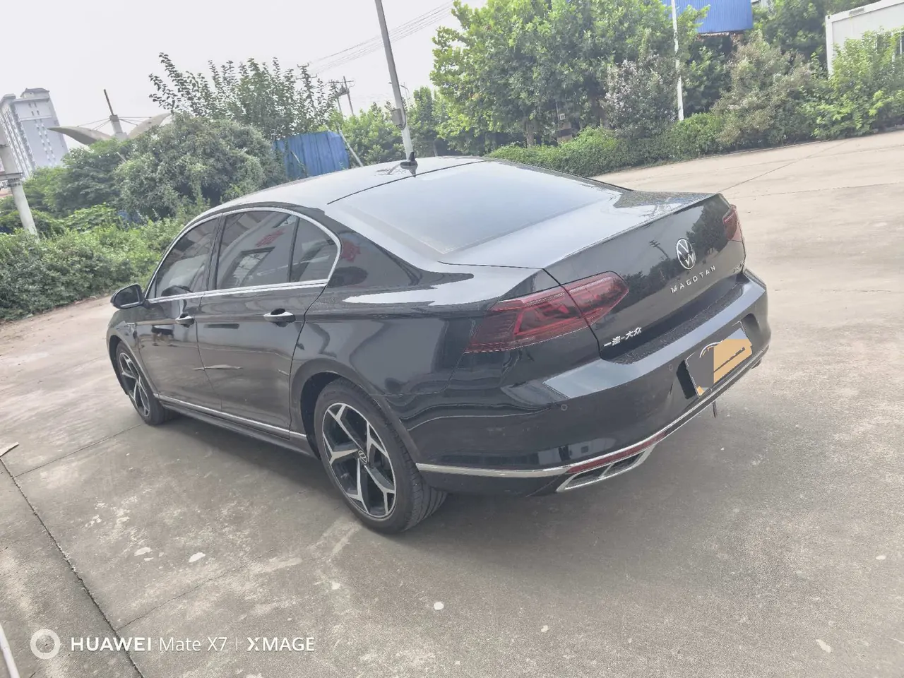 Volkswagen 2023 Magotan 2.0TSI 330TSI 2 million Commemorative Luxury Automatic Gear 2