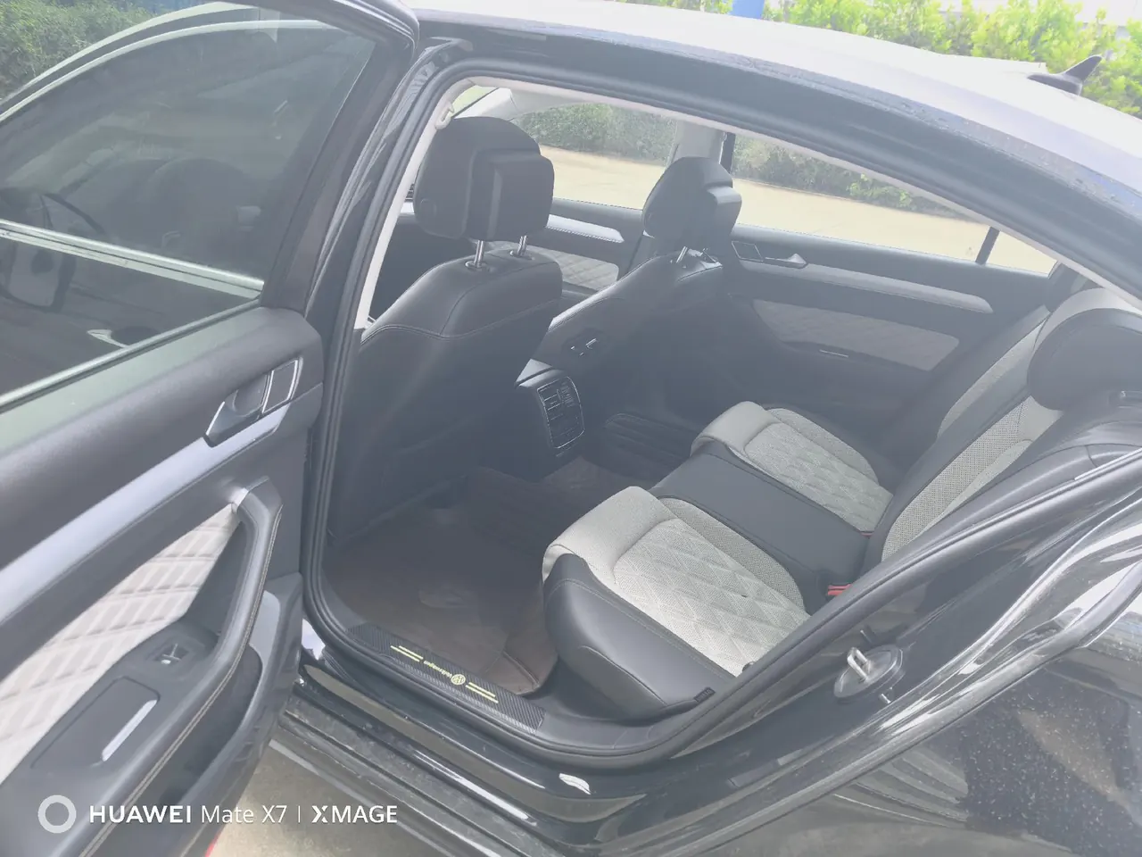 Volkswagen 2023 Magotan 2.0TSI 330TSI 2 million Commemorative Luxury Automatic Gear 6