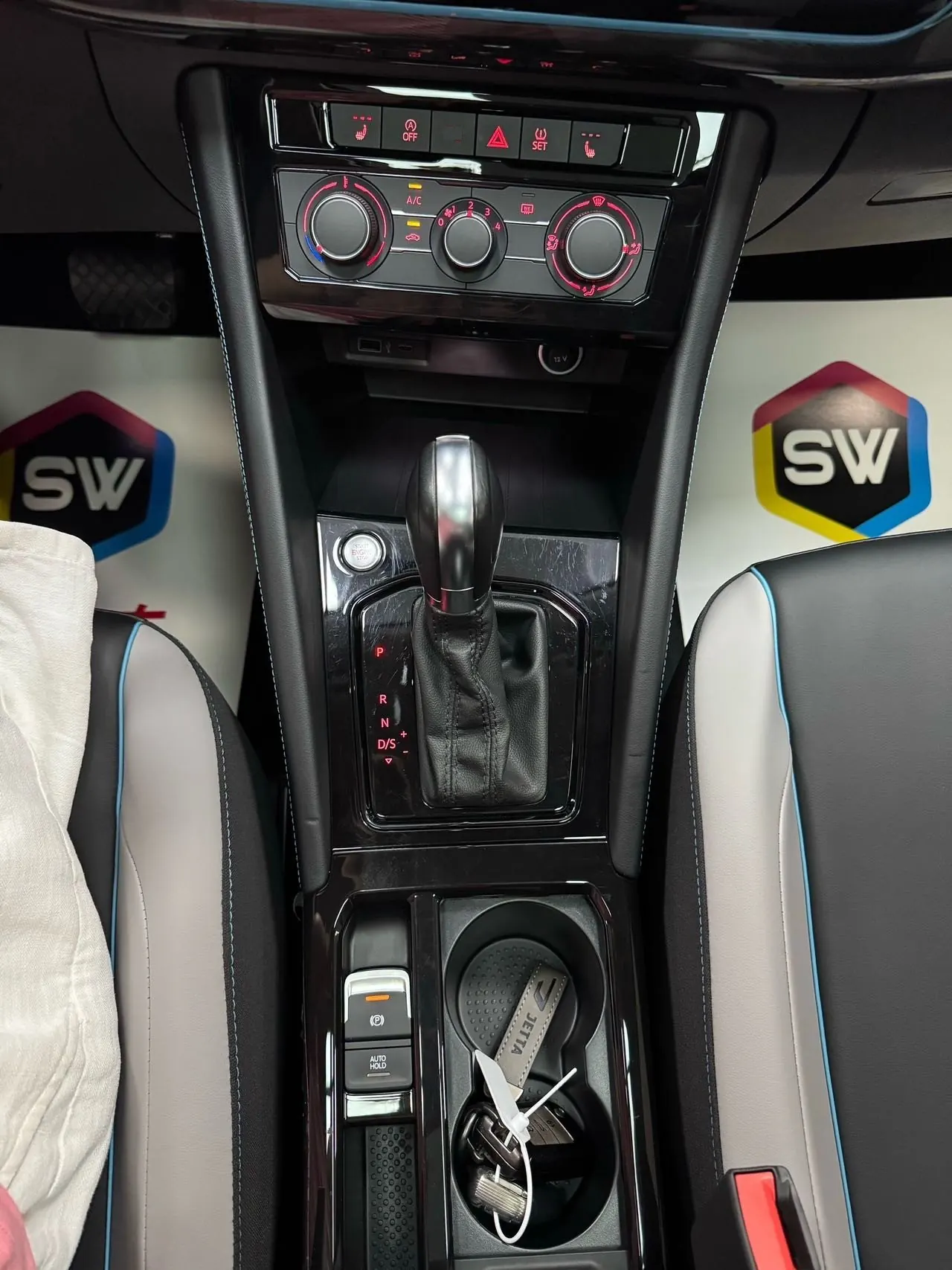 Jetta 2023 Jetta VS5 1.4TSI 280TSI high-gloss automatic transmission 12
