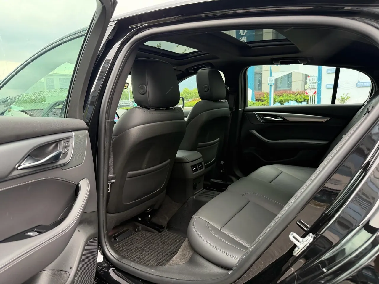 Cadillac 2025 CT5 2.0T 28T Track Performance Edition Automatic Gear 5