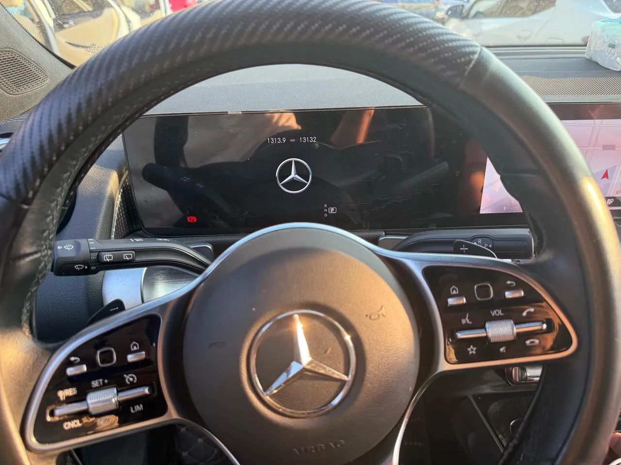 Mercedes Benz 2023 GLB 220 2.0T Dynamic Automatic 5