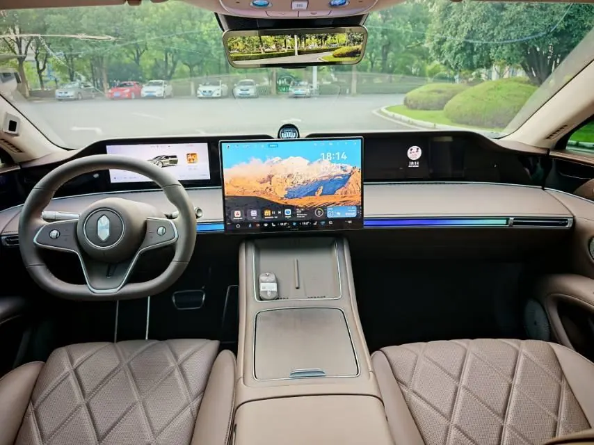Luxeed 2025 S9T rear drive Max automatic gear 5