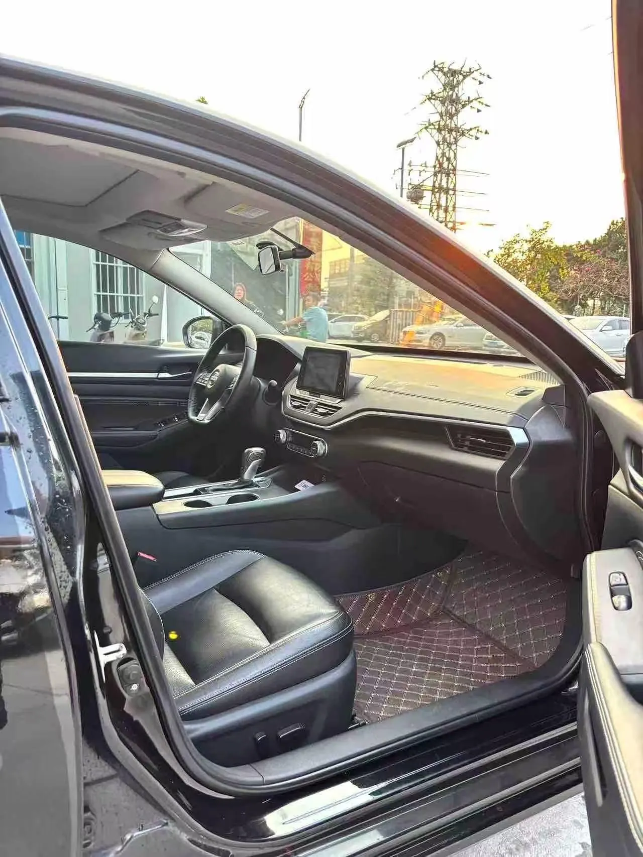 Nissan 2020 Teana 2.0 Stepless XL Comfort Edition Automatic Gear 3