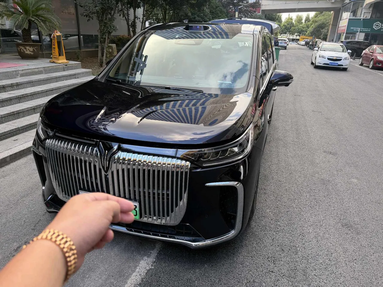 Voyah 2025 dreamers PHEV 1.5T four-wheel drive flagship dry Kun version automatic gear 5