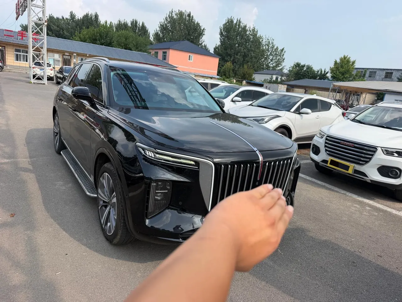 HongQi 2021 E-HS9 Flag Enjoy 6-seat Automatic Gear 5