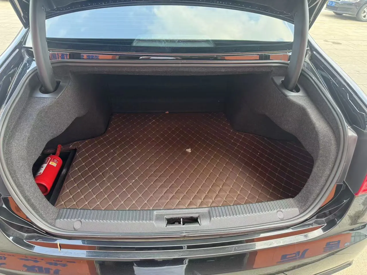 HongQi 2021 H7 1.8T 35T Comfort Edition Automatic Gear 8