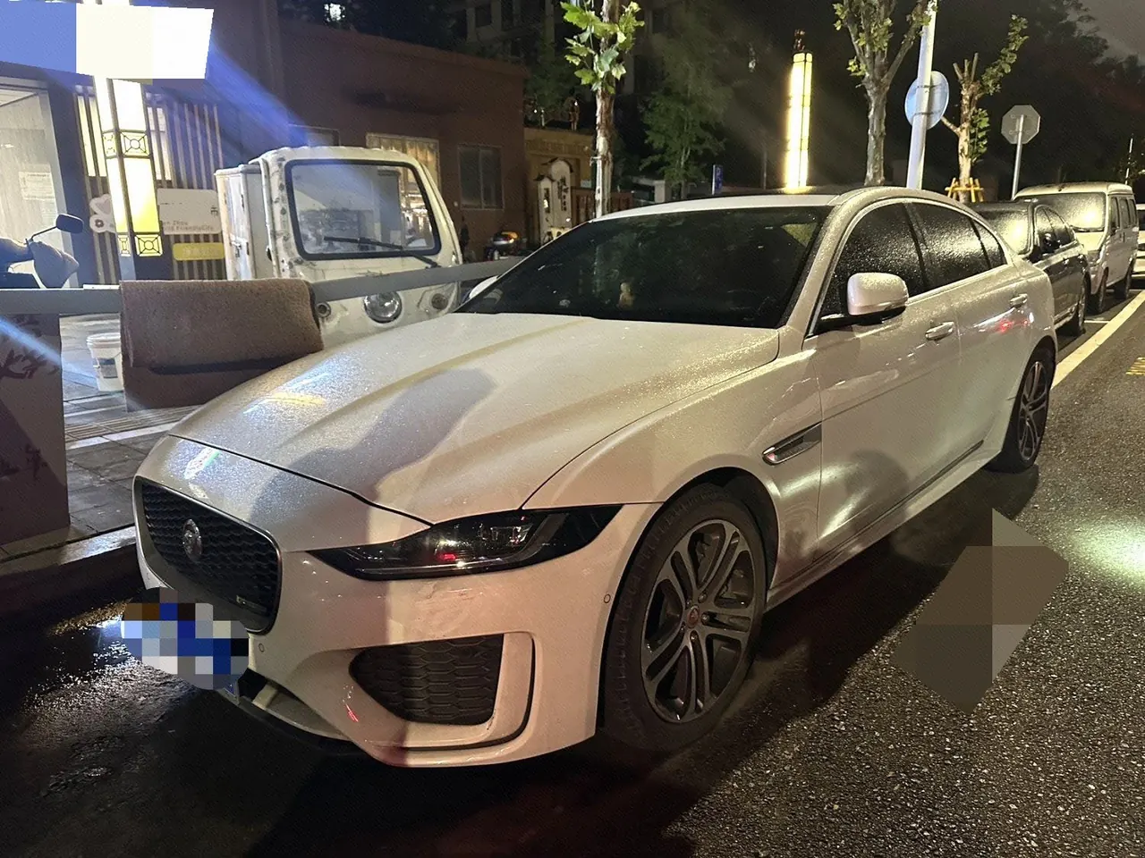 打开图片灯箱:Jaguar 2020 XEL 2.0T 200PS R-DYNAMIC S Enterprising Sports Edition Automatic Gear