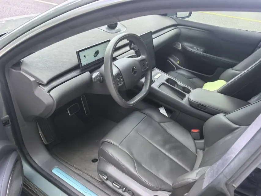 NIO 2023 ET7 75kWh automatic gear 6