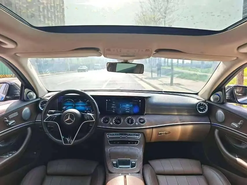 Mercedes Benz E Class 2022 E 260 L 2.0T Automatic 5