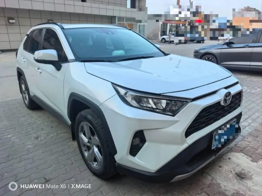 Toyota 2022 RAV4 Rongbo 2.0 Stepless Two-Drive Fashion Plus Edition Automatic Gear 2