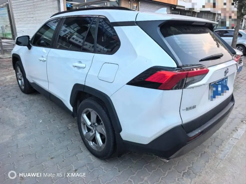 Toyota 2022 RAV4 Rongbo 2.0 Stepless Two-Drive Fashion Plus Edition Automatic Gear 4