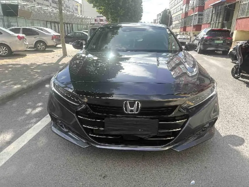Honda 2022 10th Generation Accord 1.5T Stepless 260TURBO Magic Night Premium Edition Automatic Gear 2