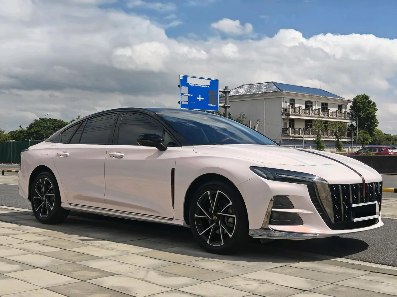 HongQi 2024 H6 2.0T to the United States version of automatic gear 2