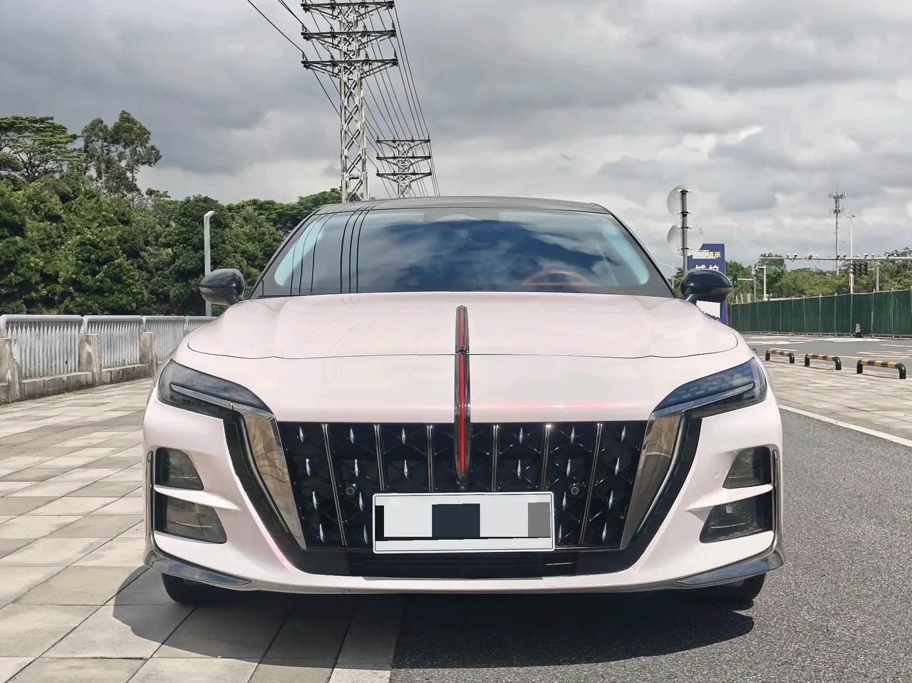 HongQi 2024 H6 2.0T to the United States version of automatic gear 3