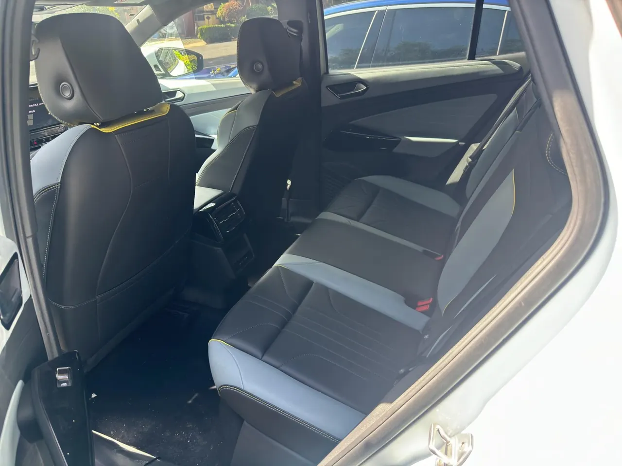 Volkswagen 2024 ID. 4 CROZZ PURE AUTOMATIC 3