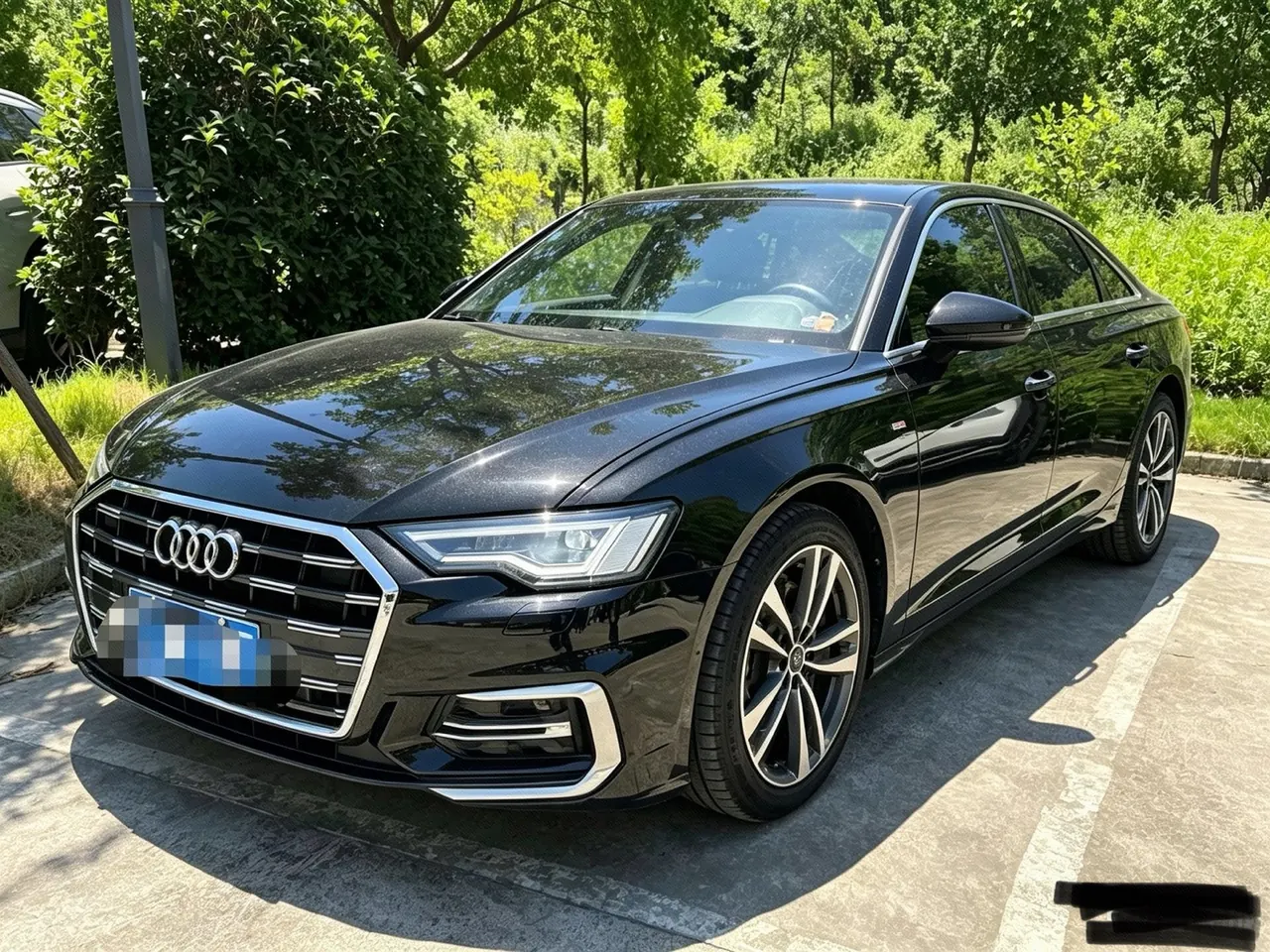 Open image lightbox: Audi 2024 A6L 2.0TFSI 40TFSI Deluxe Dynamic Automatic