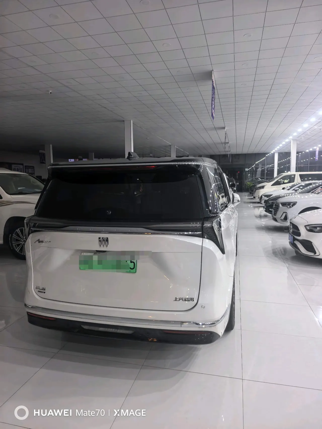 Buick 2024 GL8 Lu Zun PHEV 1.5T Luxury Edition 6-seat Automatic Gear 7