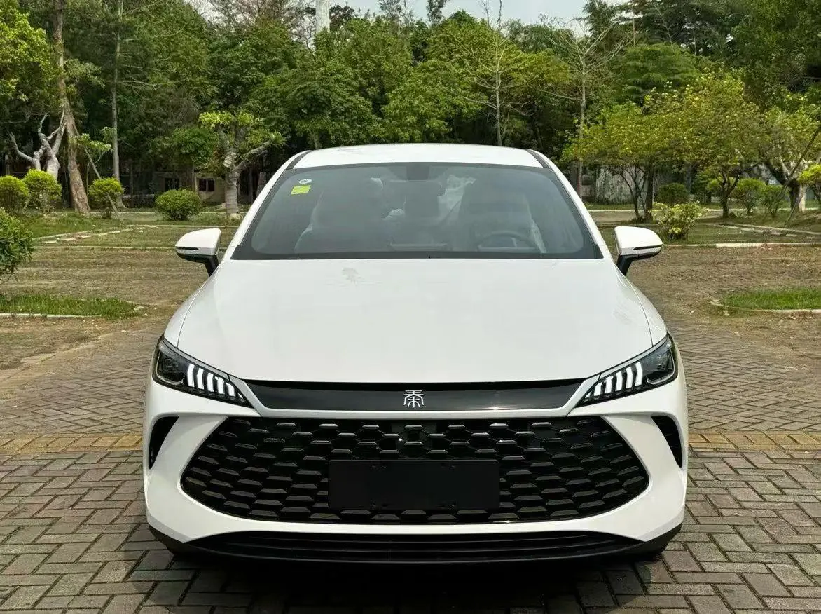 BYD 2026 Qin PLUS DM-i 1.5 CVT 128km Entry-Level Automatic 2