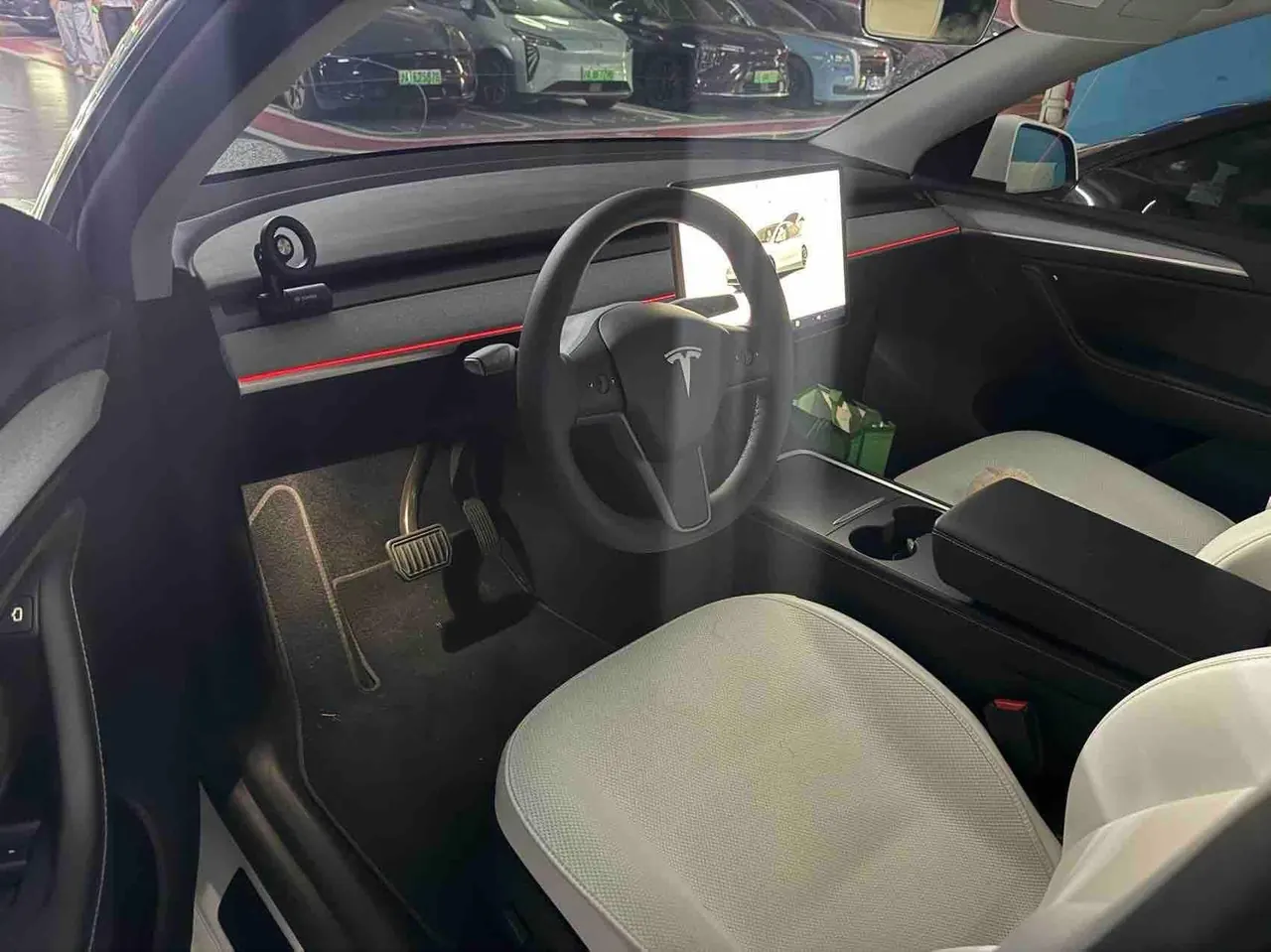 Tesla 2024 Model Y rear-wheel drive version automatic transmission 4
