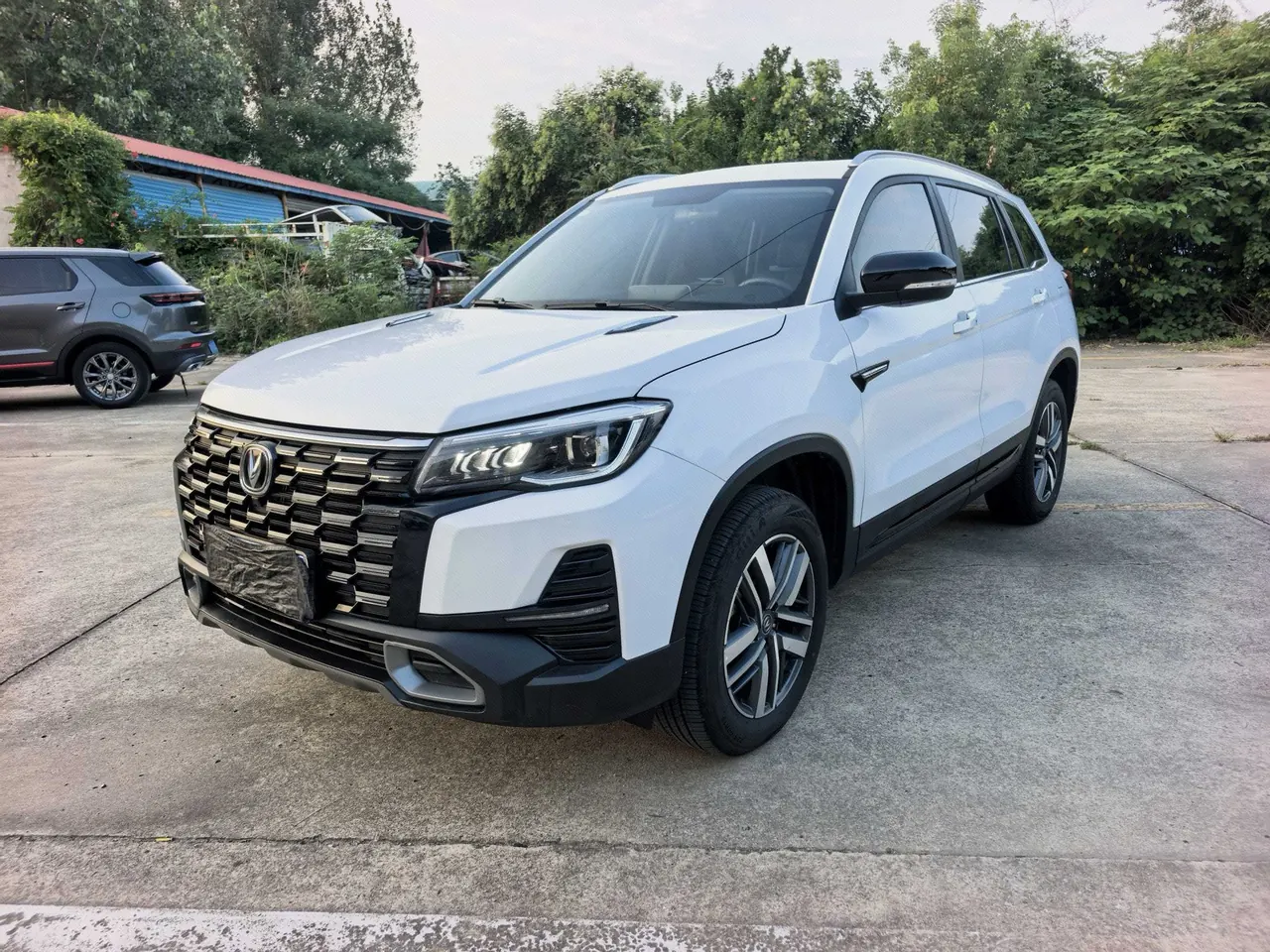 Open image lightbox: ChangAn 2024 CS75 1.5T Enjoy Deluxe Automatic Gear