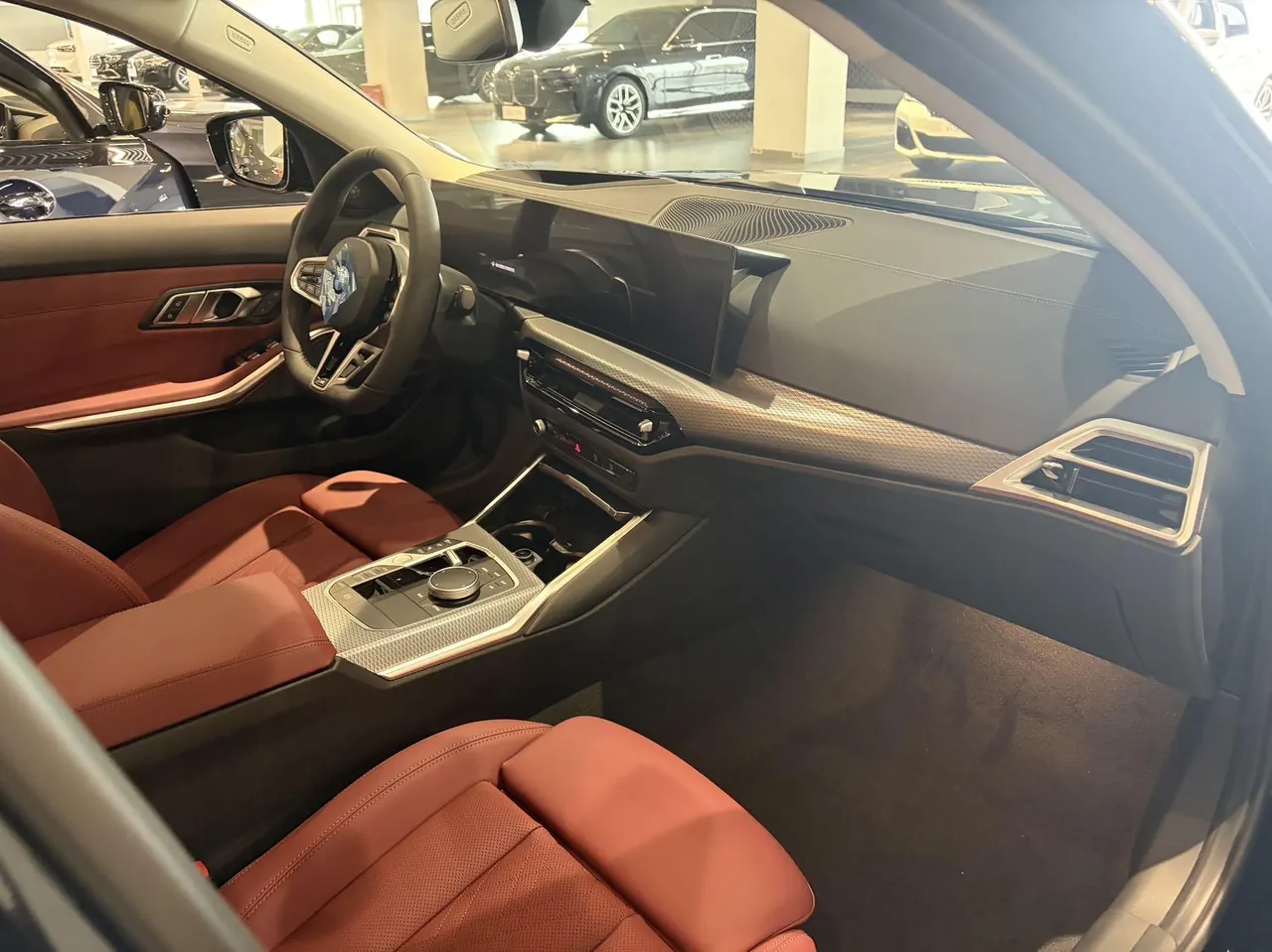 BMW 3 Series 2026 330Li 2.0T M Sports Obsidian Night Suit Automatic Gear 7