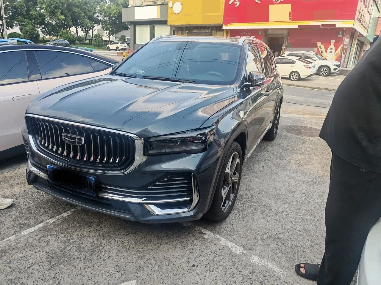 打开图片灯箱:Geely 2024 XingyueL (Monjaro) 2.0TD EVO Two-Drive Long Wind Edition Automatic Gear